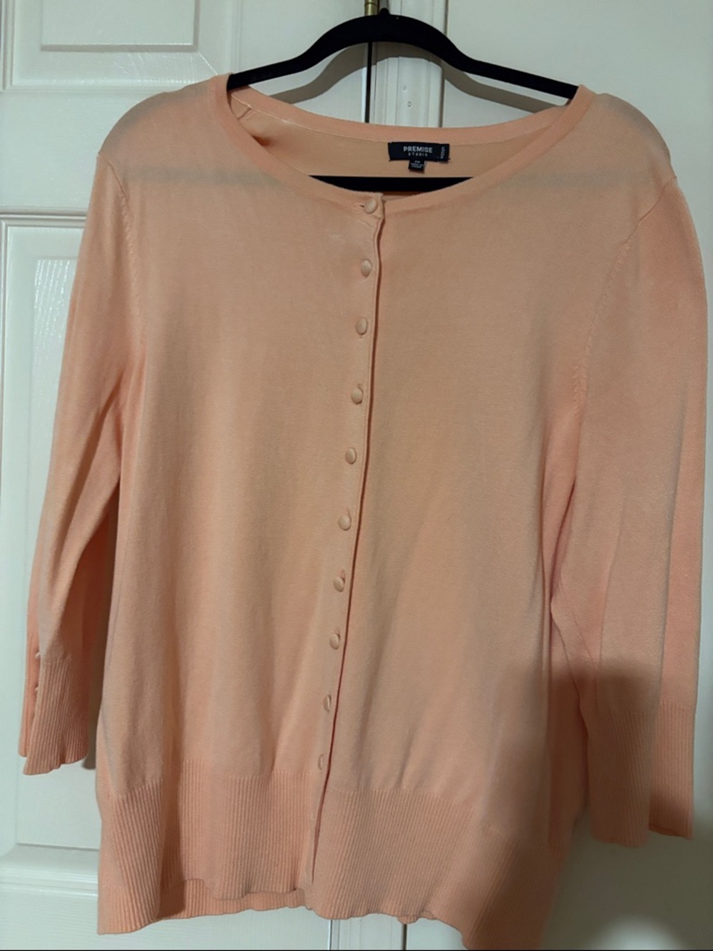 Premise Peach Button-Front Crewneck Cardigan